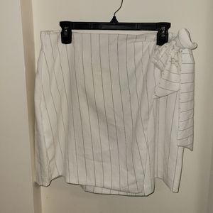 Maison d’Amelia white and black stipe. Wrap skirt